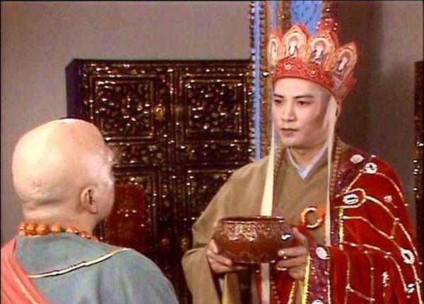 三个人物，哪个更适合做自己的老板？