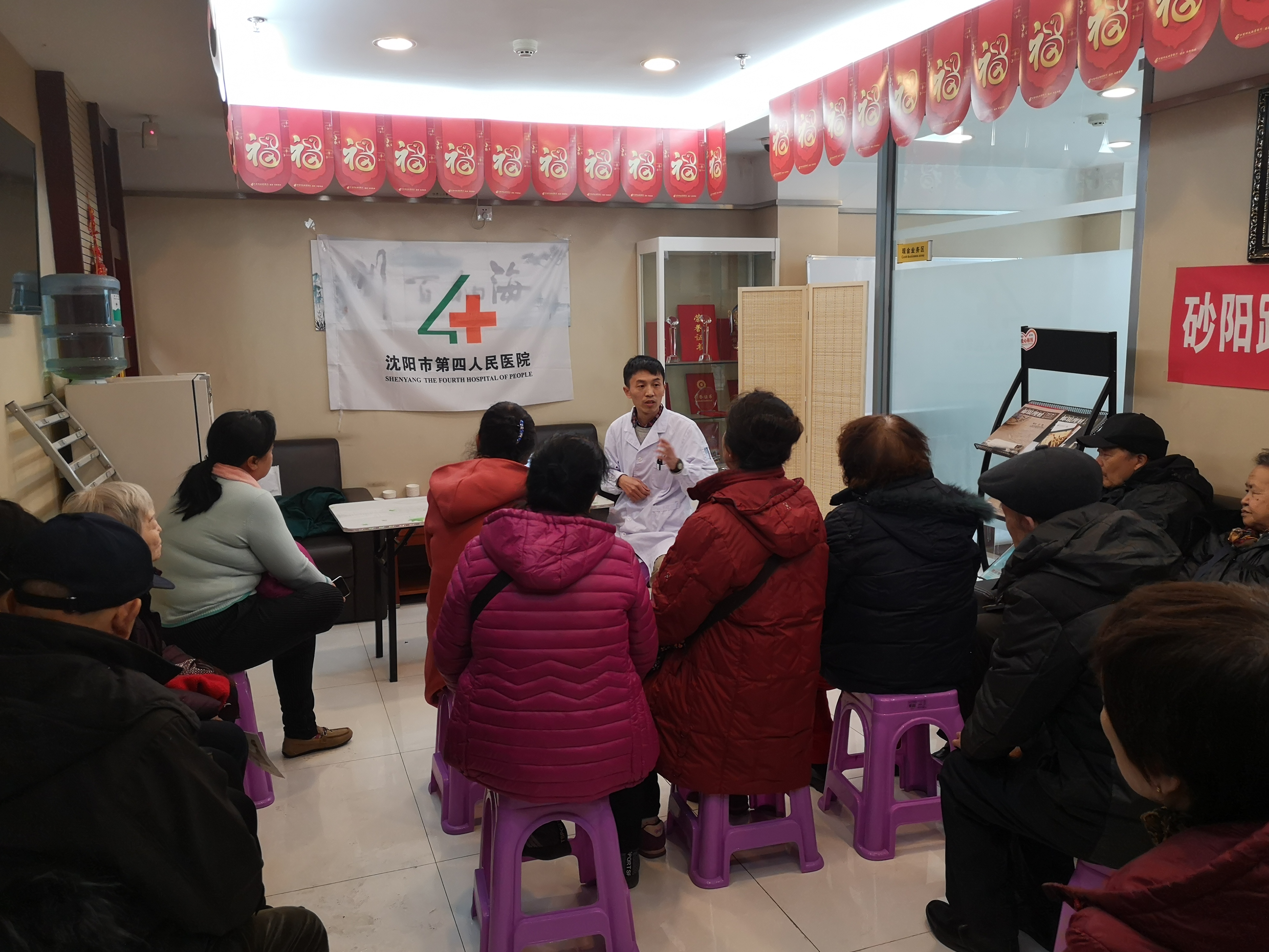 为什么会耳聋？耳聋能治疗吗？