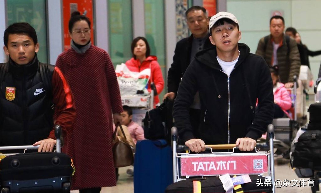 身高170却撑起鲁能中场!曾错过里皮离开之夜,准备前往德国