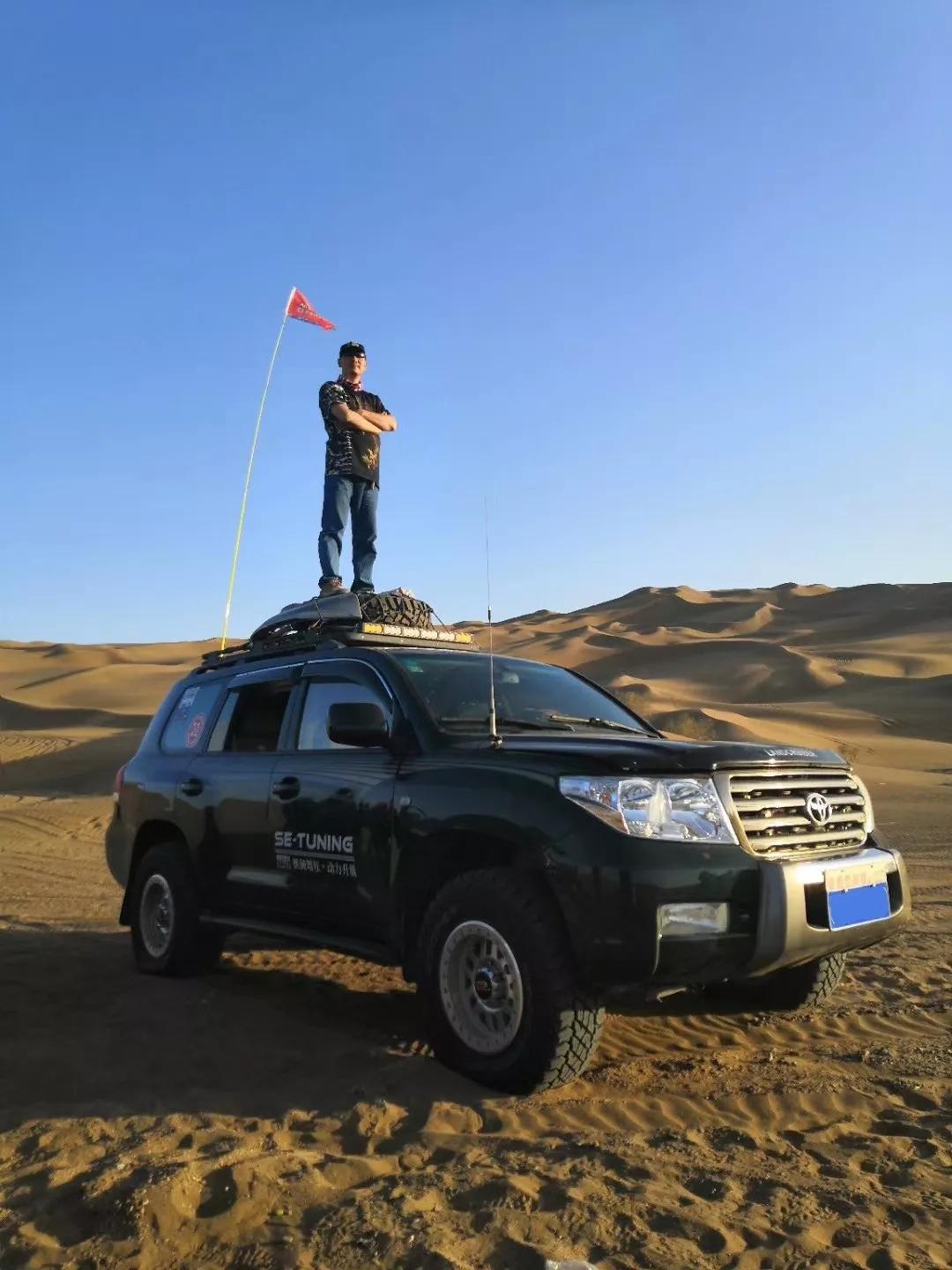 2018酷路泽4.0最顶配,2022年酷路泽4.6顶配