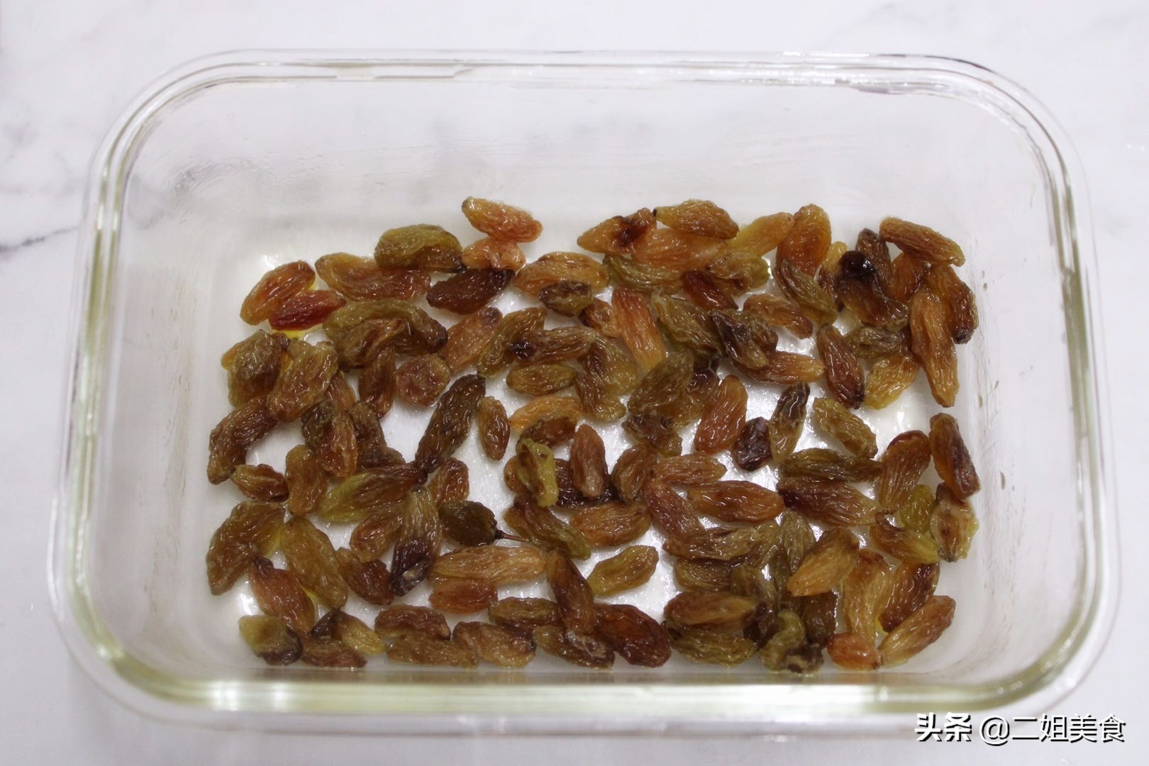 糯米粉做拉丝粉的正确方法,糯米怎么做拉丝凉糕