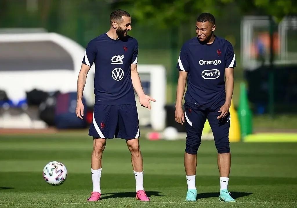 球星有大脚骨吗,球星也有温柔的一面