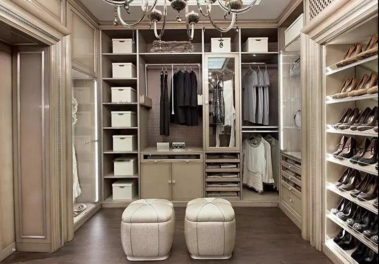 衣帽间原木定制,雨杉实木