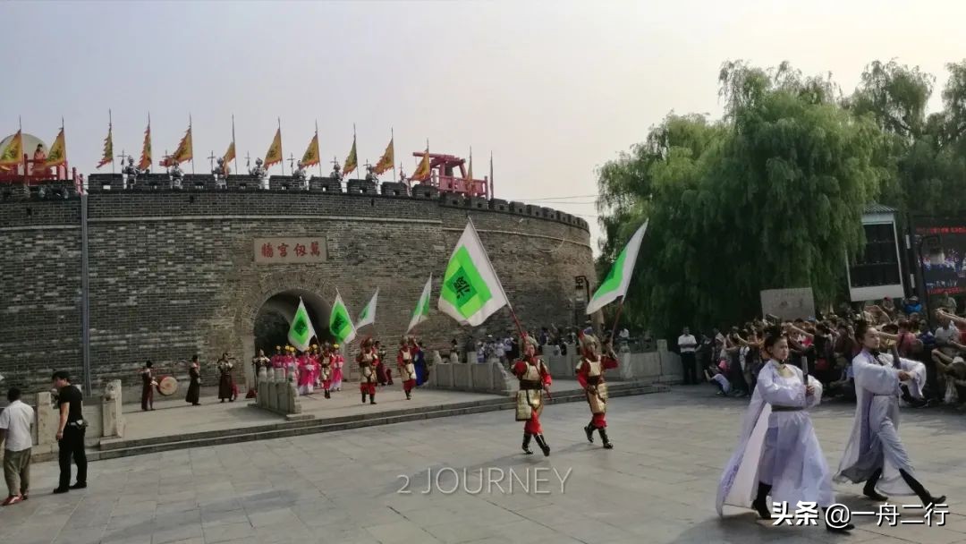 初冬的邂逅曲阜孔庙,游曲阜孔庙发朋友圈