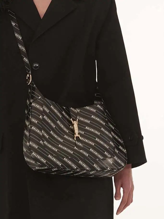 孩子没满月又发大招,不愧是宇博Chiara