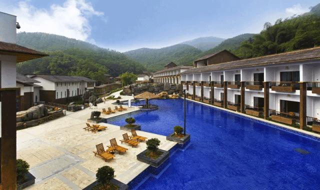 惠州博罗木屋温泉,惠州富力养生谷网红温泉度假别墅