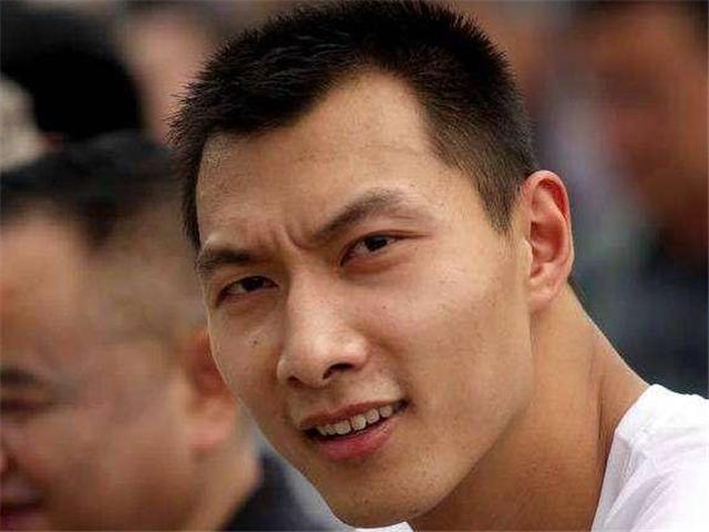 易建联参加完高考,易建联哪年参加的高考