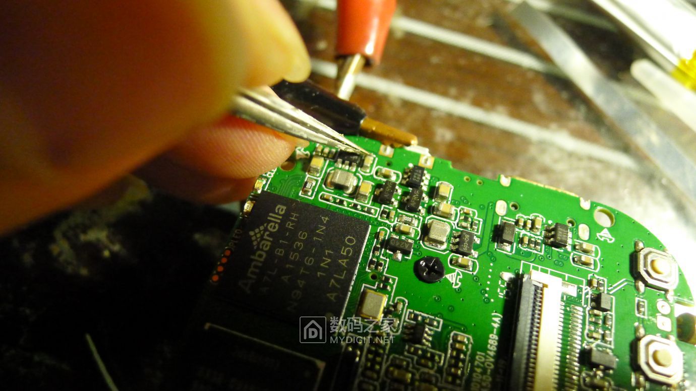 PAPAGO！GoSafe535行车记录仪拆解+电源接反故障维修