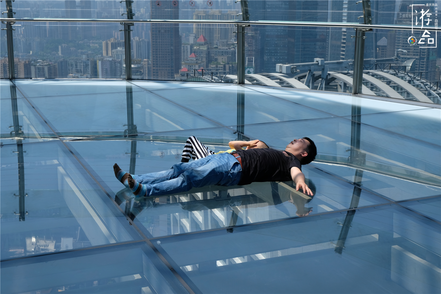 比上海东方明珠更贵，180元体验2小时，重庆来福士观景台值不值？