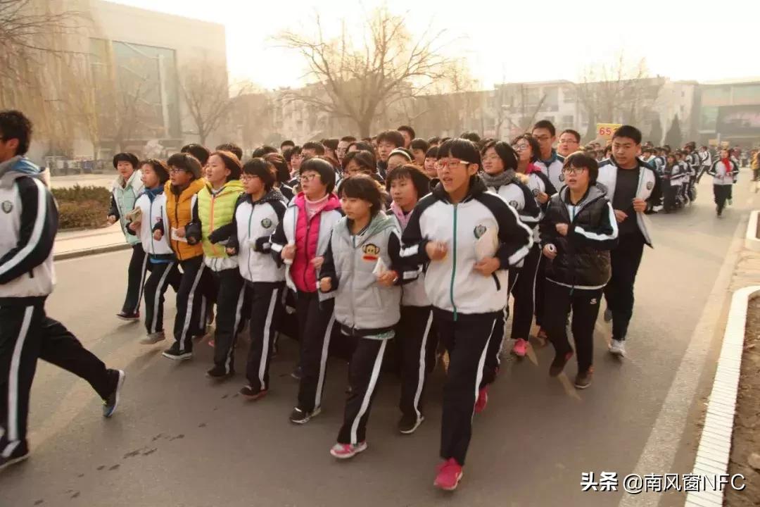 衡水中学学习视频,衡水中学没学习差的吗