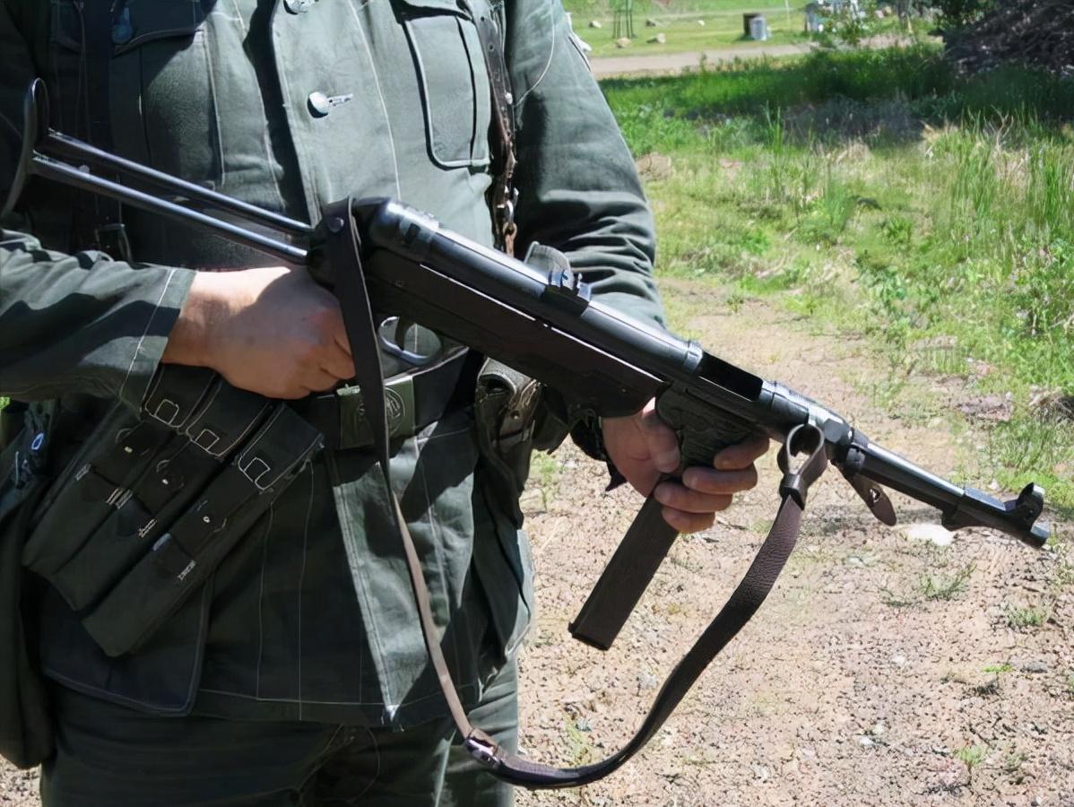 mp40冲锋枪和mp41冲锋枪,二战奇形怪状冲锋枪