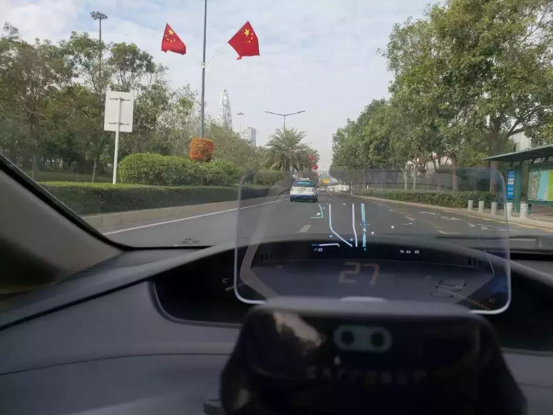 哪款车的hud最好用,最厉害的车载hud