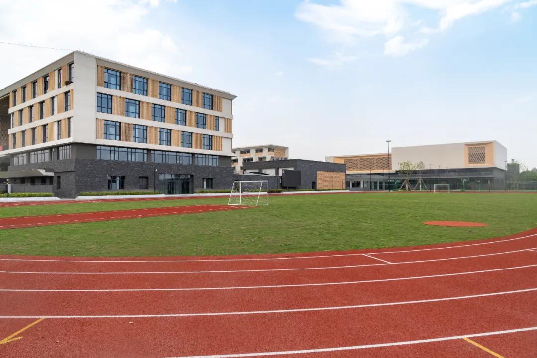 余杭新规划的学校,美翻了的校园