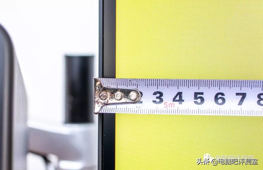 用了两年的小米34寸曲面显示器,小米34寸曲面显示器漏光严重