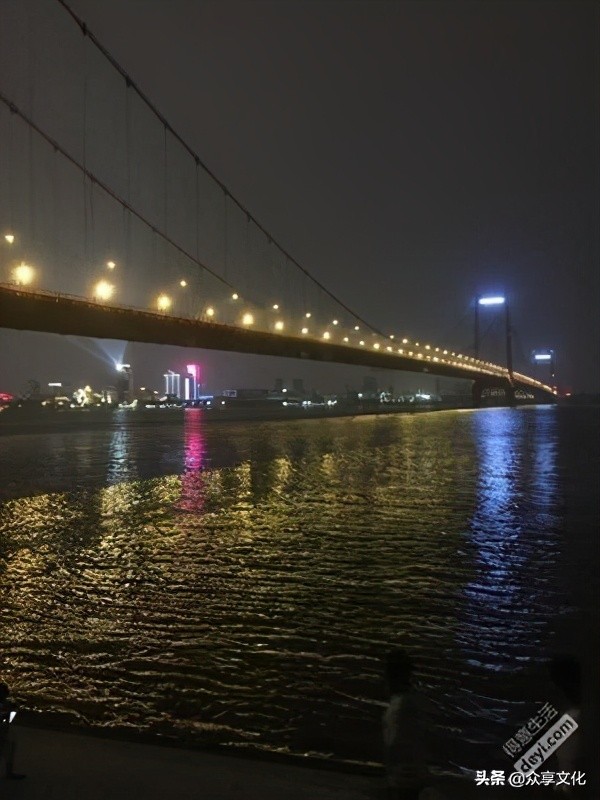 我国有座长江大桥在哪省,中国有多少座长江大桥是免费的