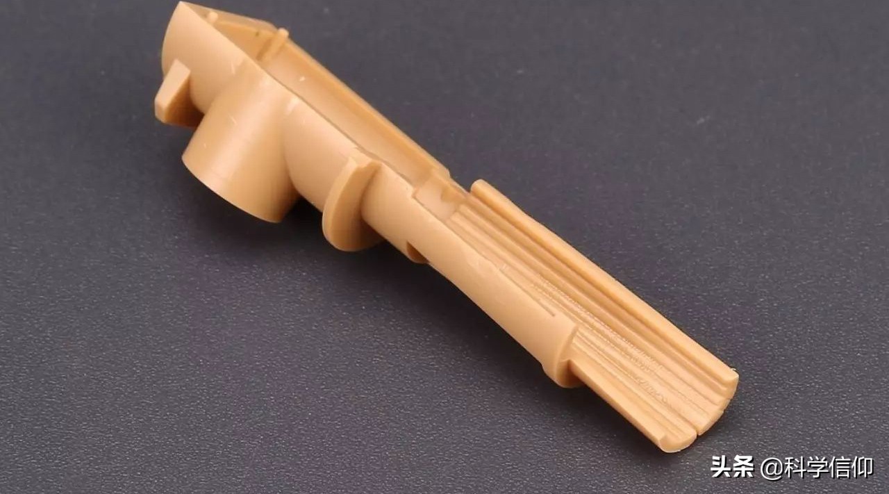 在太空中开枪会飞到哪里,在太空开枪子弹可以飞吗