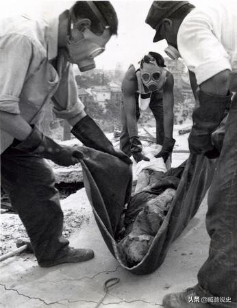 真实还原45年前唐山大地震场景,唐山大地震配葬