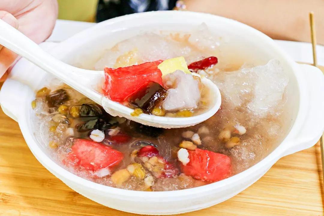 泉州学校门口童年回忆小吃,泉州学生街美食