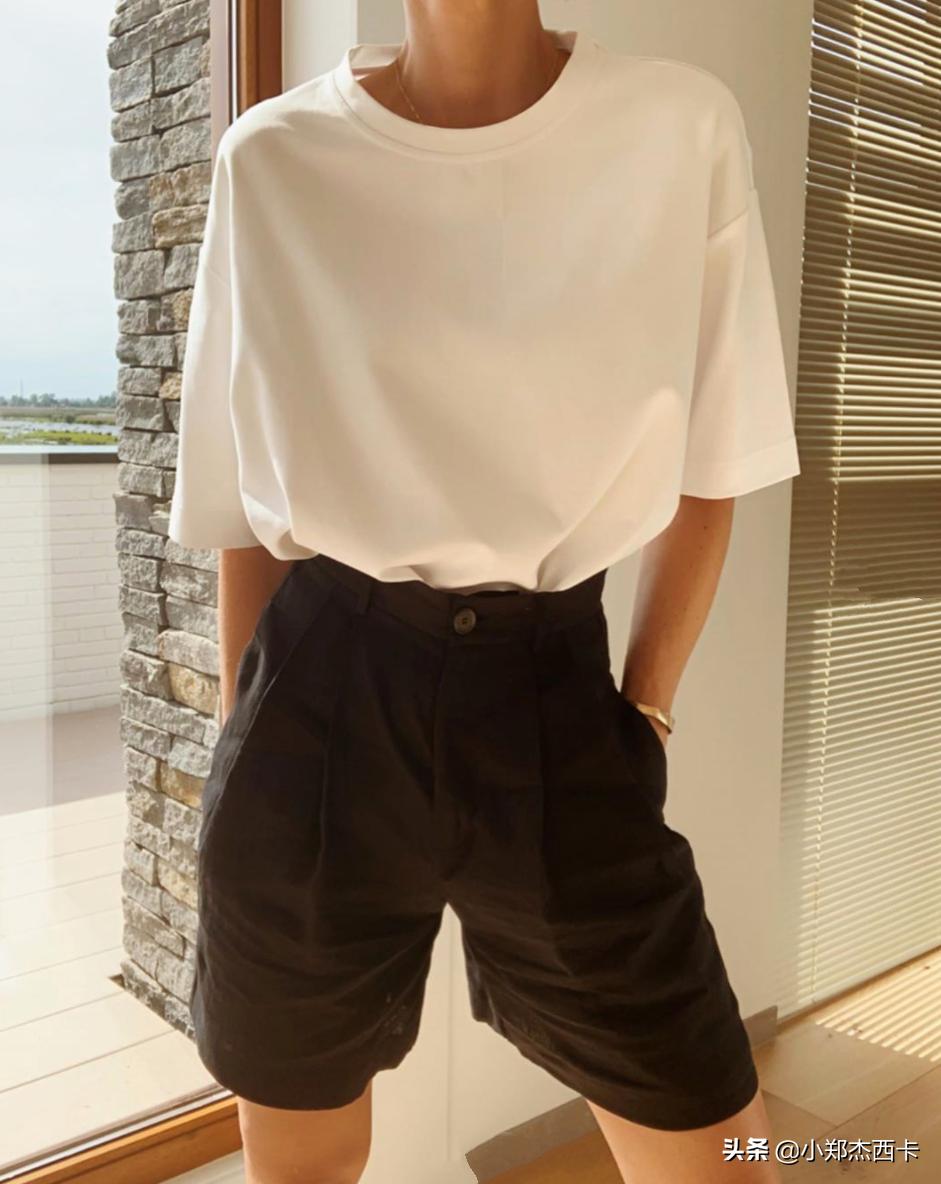 白tee怎么穿不透,版型好看的白tee