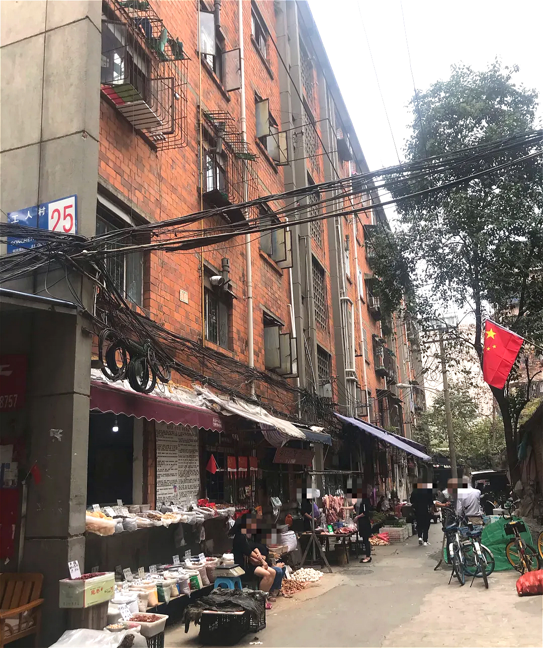 几十年的老字号卤菜,成都卖得最火爆的卤肥肠