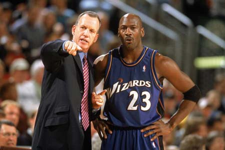 道格·柯林斯、保罗·皮尔斯首次被提名奈史密斯篮球名人堂