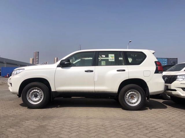 40万买汉兰达还是二手霸道,40万左右买途乐车