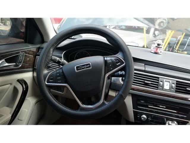 众泰z700和众泰t700哪个油耗高,众泰sr9和众泰z700