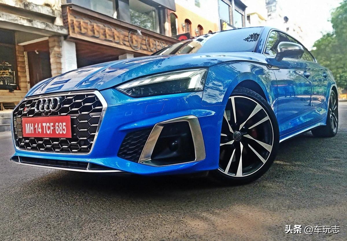 奥迪s5sportback黑武士,2021款全新奥迪s5敞篷版