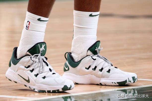 塔图姆秀,凯尔特人塔图姆穿的什么球鞋