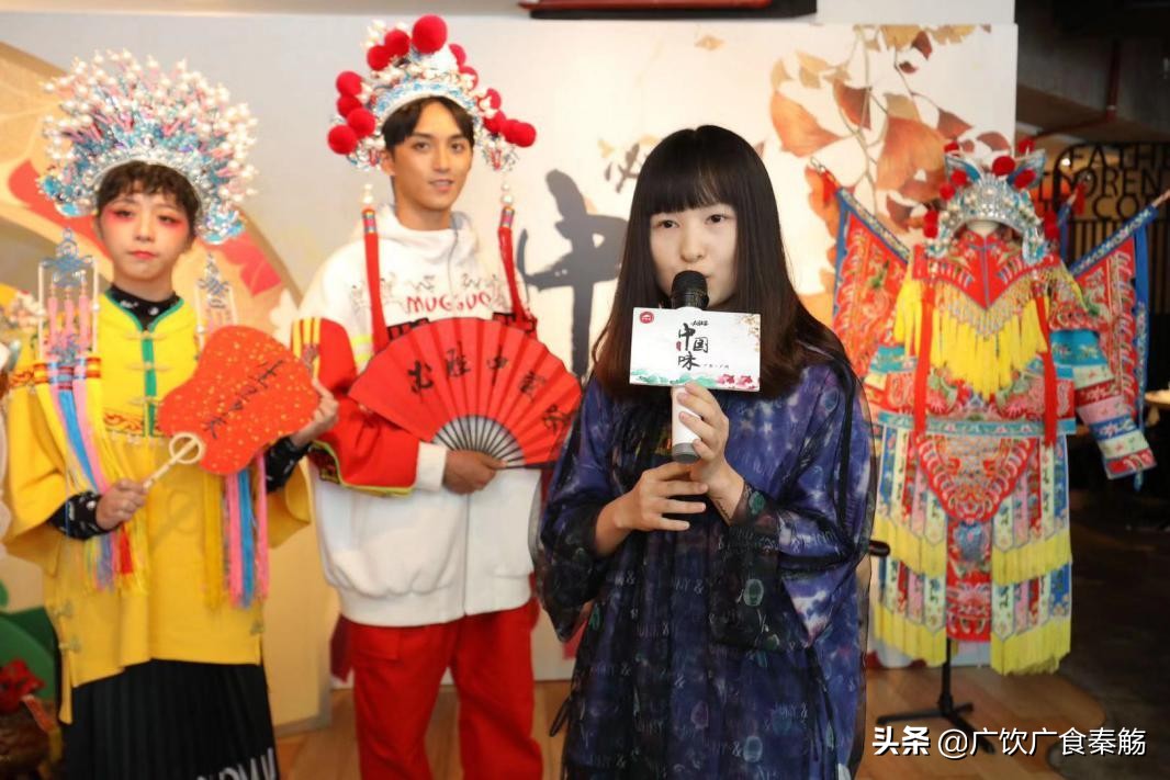 必胜客国潮新品,必胜客致敬时光之美