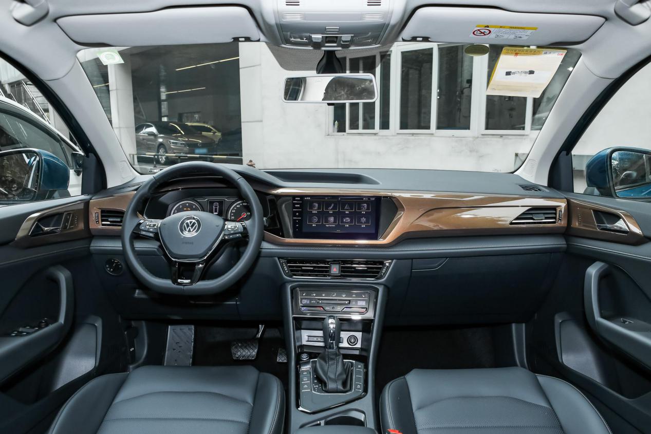 20万就能拿下全时四驱,20万四驱要什么车