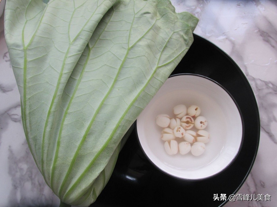 荷叶还可以这样吃？2步就做好，清热去暑睡眠好，口气清新精神足