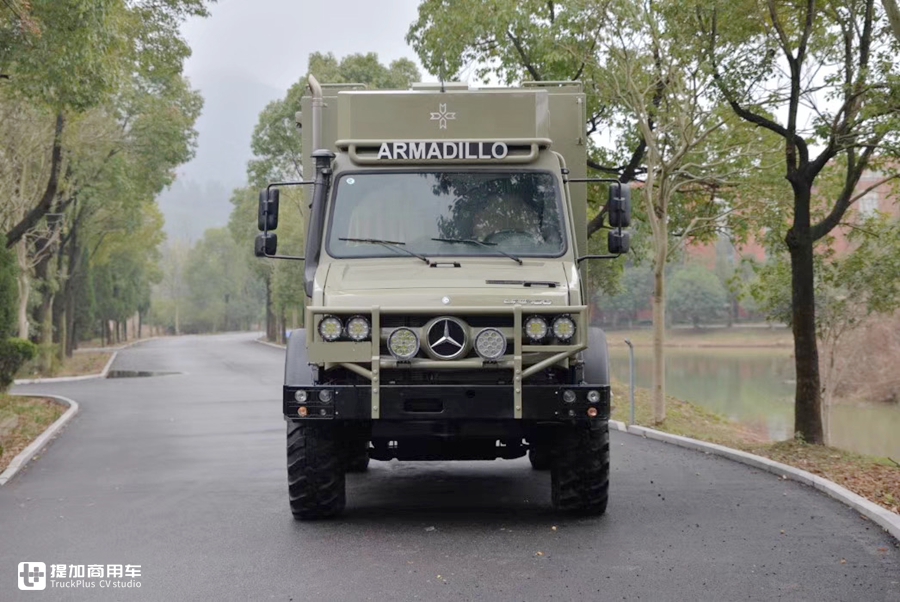 乌尼莫克和阿莫迪罗房车哪个大,阿莫迪罗乌尼莫克u5000房车