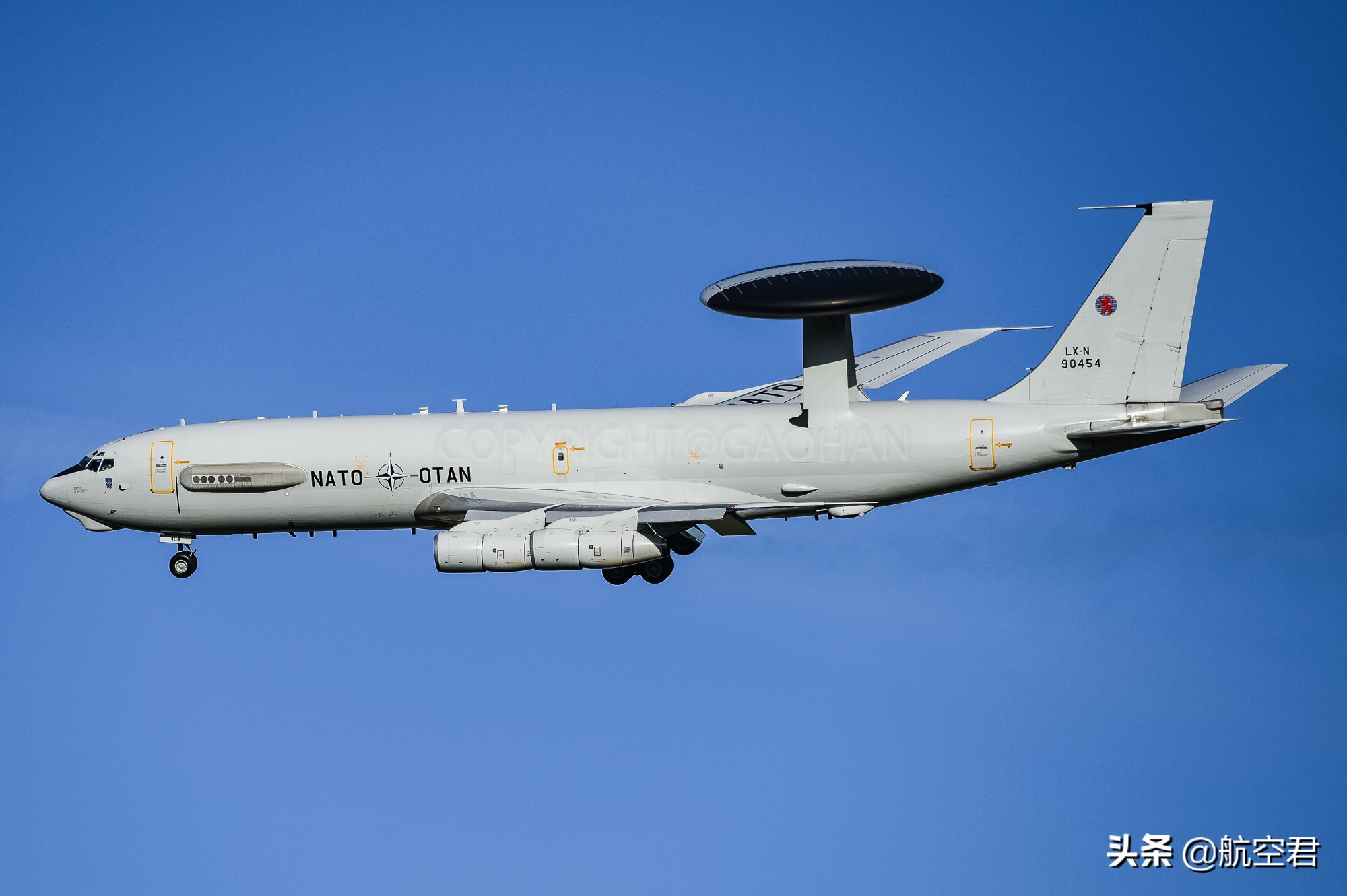 不止“大盘鸡”，还有“独木舟、平衡木”等，预警机各种奇特外形