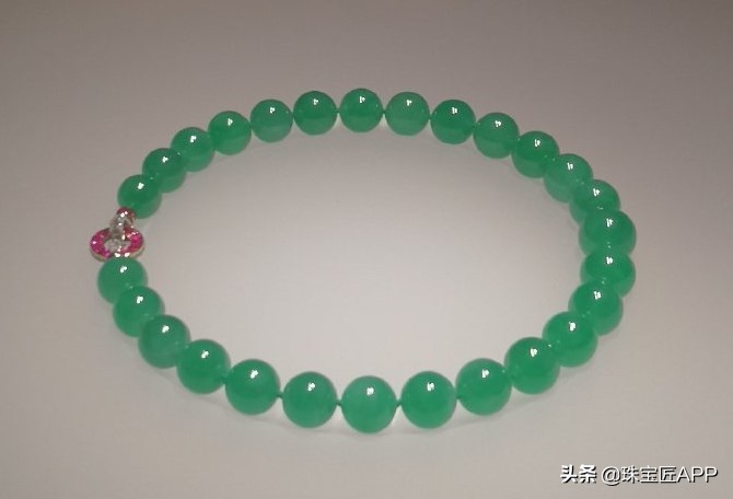 高定珠宝能卖多少钱,高定珠宝是什么样的