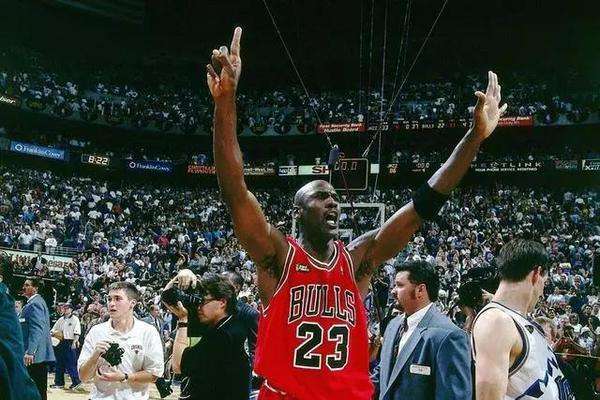 80年代中学生篮球,篮球史上的23号球衣