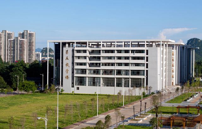 柳州的广西科技大学全国排名,柳州工学院和广西科技大学哪个好