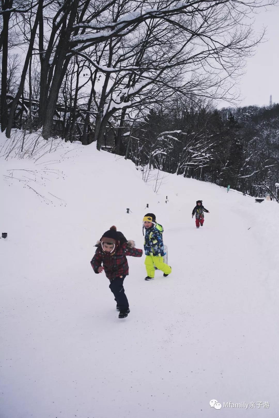 被疫情憋疯小朋友,被疫情憋疯的孩子们