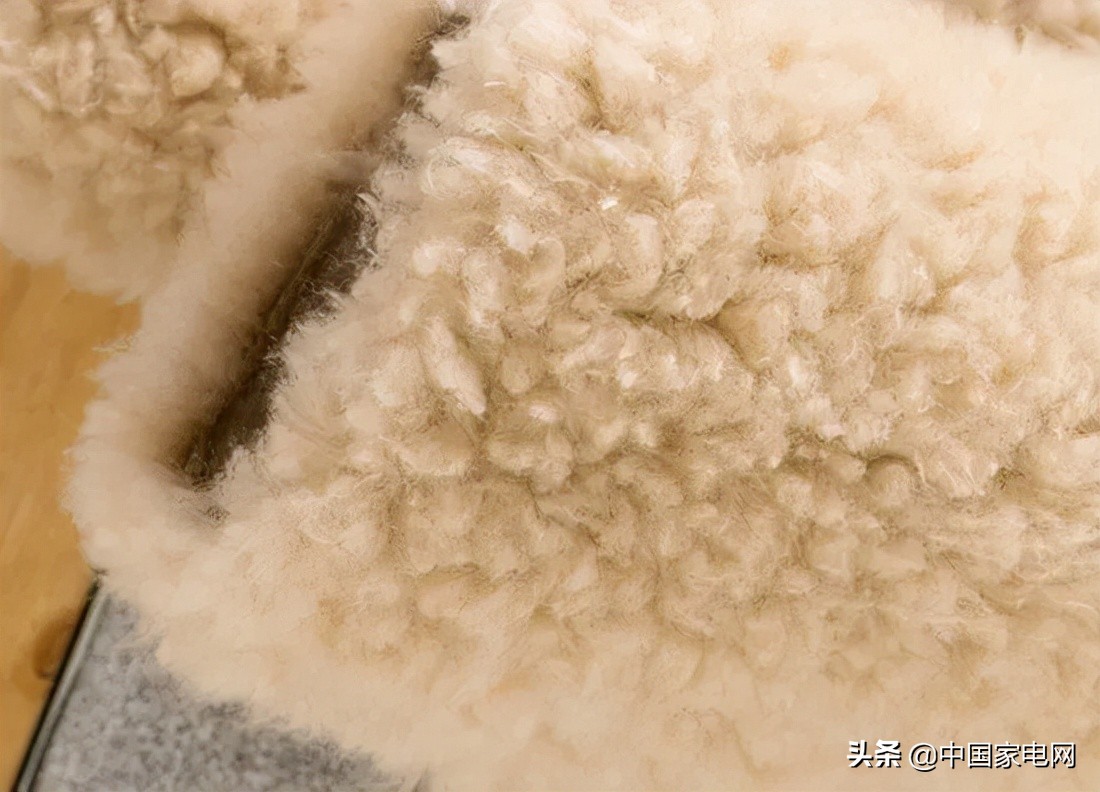颗粒绒羊绒大衣怎样在家清洗,羊剪绒大衣怎样清洗才好