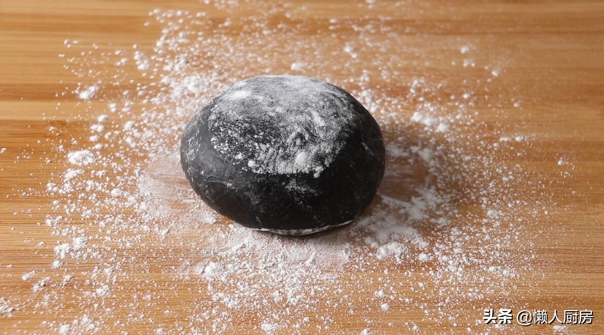 大墨鱼整个红烧,墨鱼水饺墨鱼和肉的比例