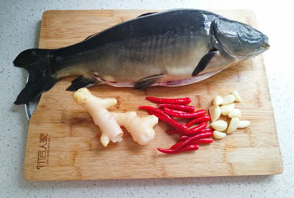 自制菜板怎样处理不发霉开裂,木菜板发霉刨平修复