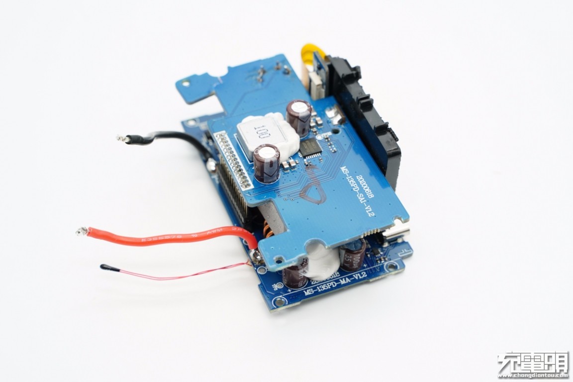 征拓20w快充拆解,征拓100w桌面充电器