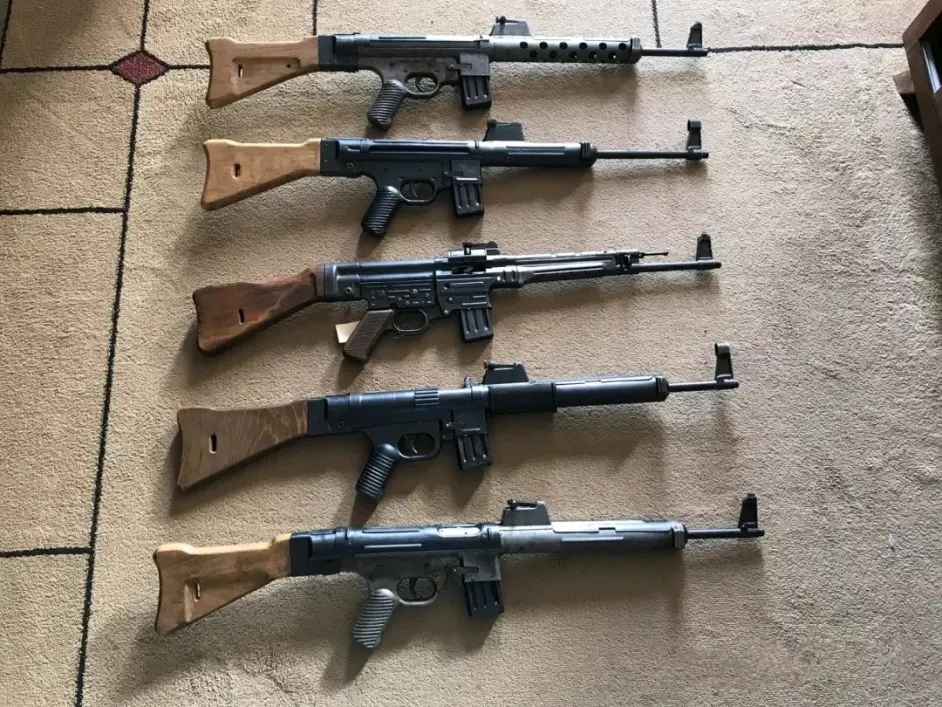 恶魔毁灭前的丑陋挣扎——二战末期纳粹德国的末日枪械大盘点