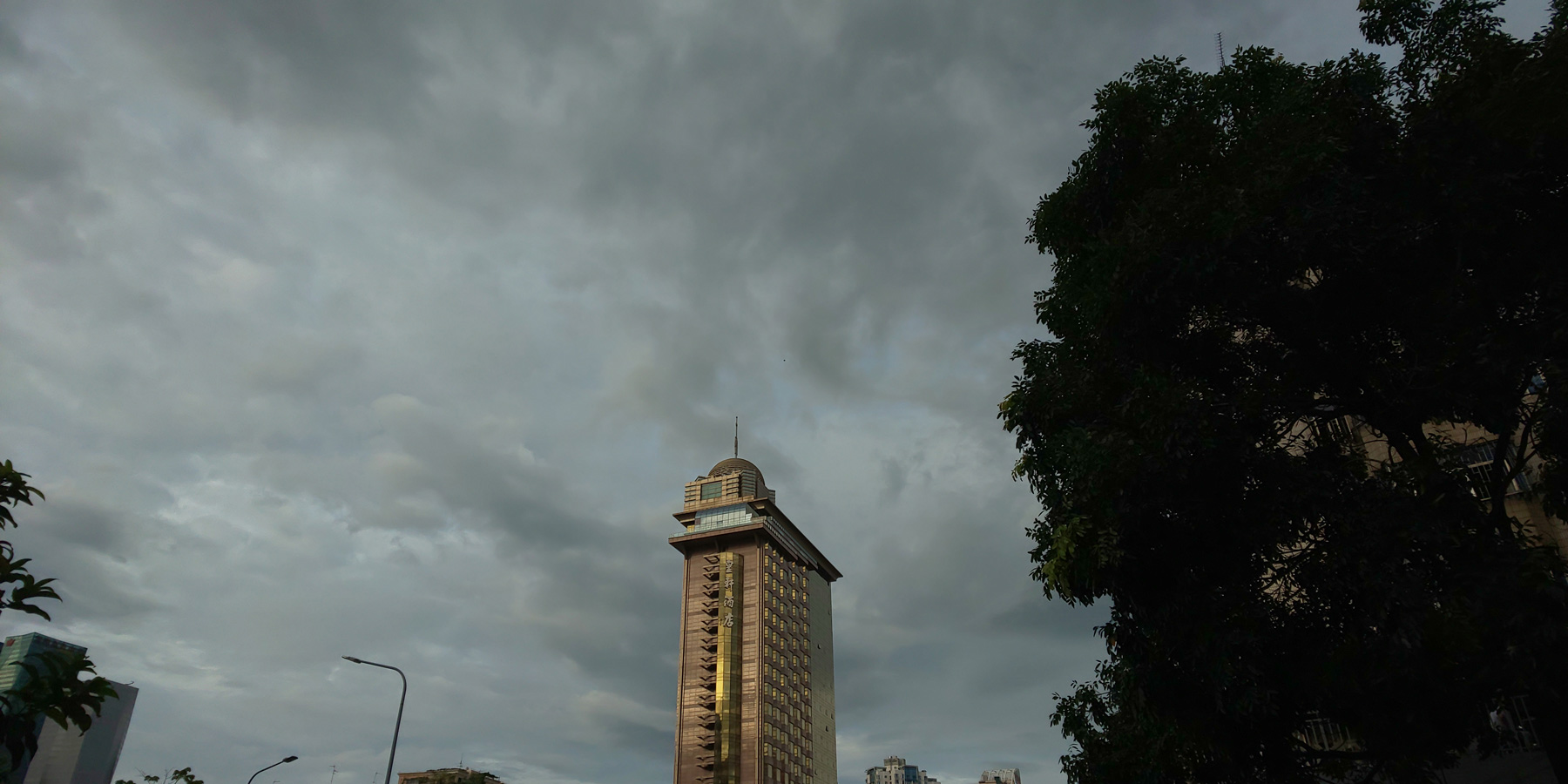 夏普r2主题,夏普r2显示效果