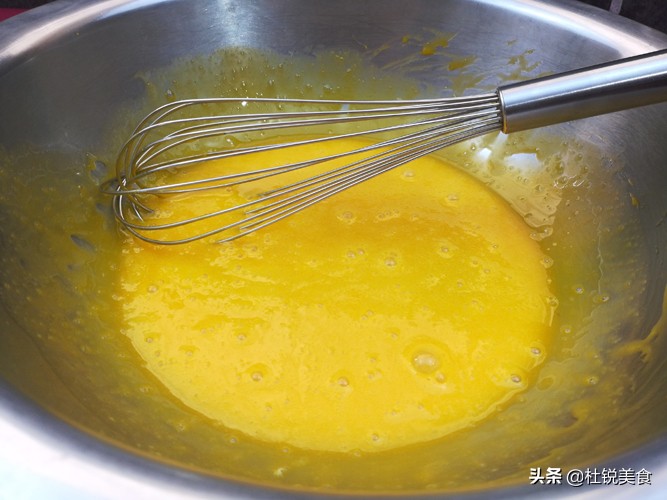 戚风蛋糕蛋黄糊有颗粒会怎么样,戚风蛋糕蛋黄比蛋白多