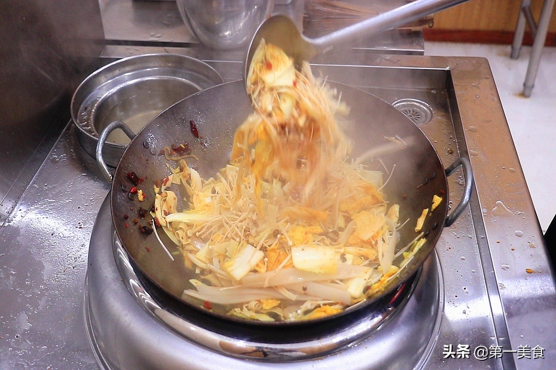 烤箱烤鱼怎么做才能烤得外酥里嫩,大厨免费教你免费制作美味烤鱼