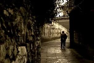 原创散文： 姑奶不是在农村种地的，是在外面搞工作的