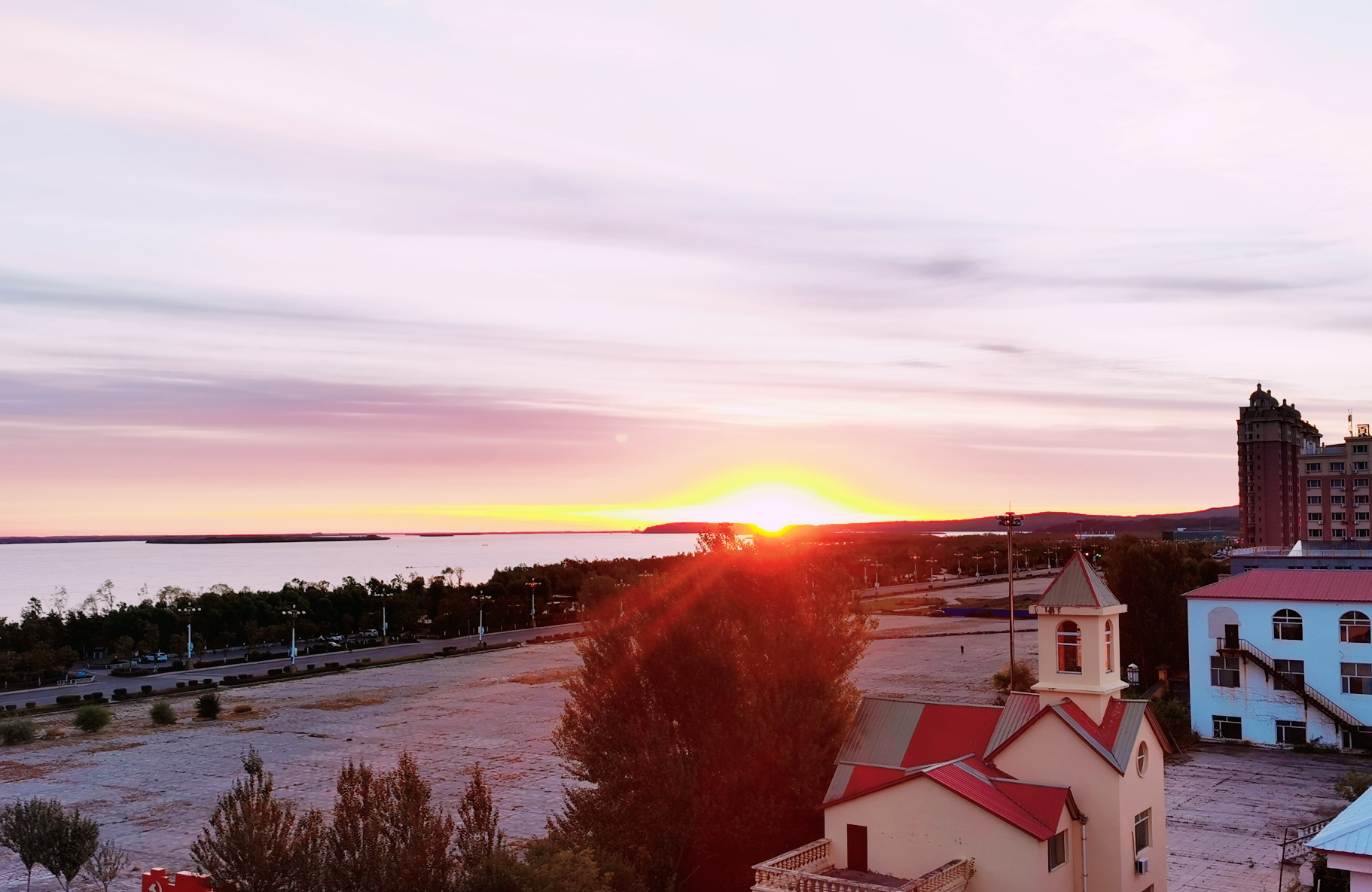 东北“养老”机场，一天仅一架飞机，飞走后地面人员就没事做了