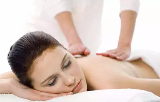 精油开背舒服么,精油开背真有那么好吗