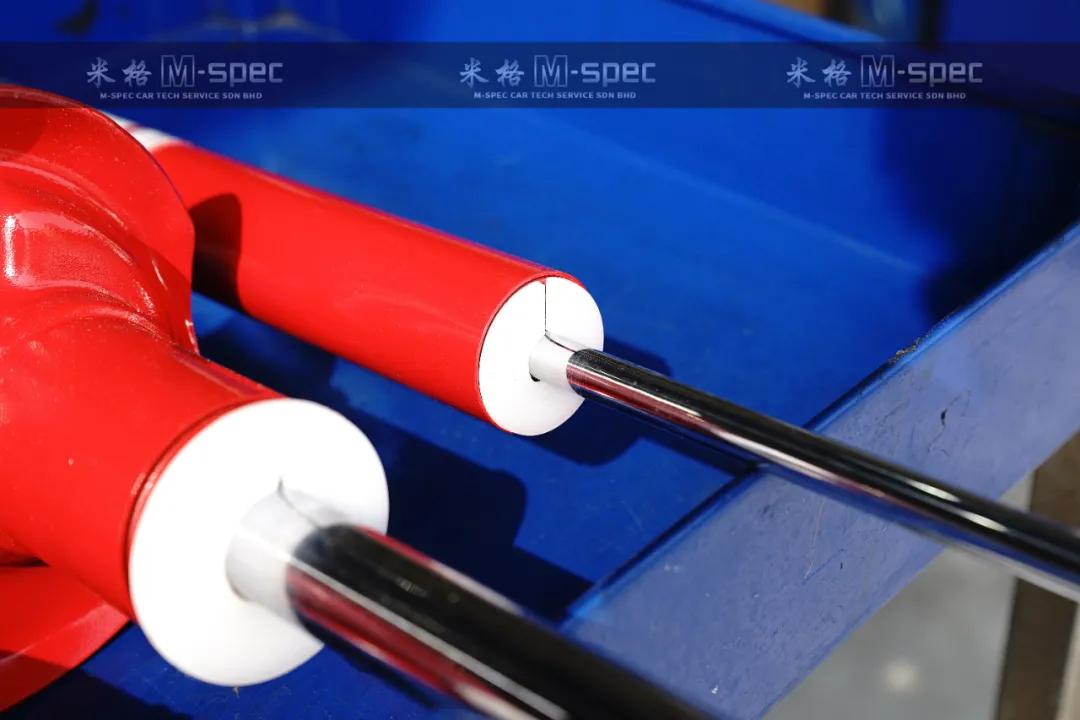 大众迈腾换完避震前后对比效果,迈腾改koni变色龙避震使用感受